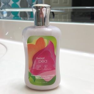 Sweet pea body lotion